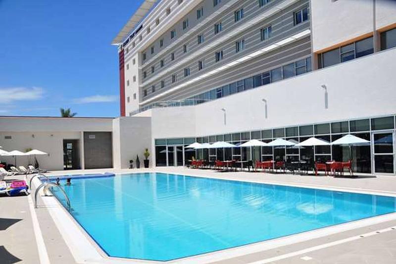 Golden Tulip Le Diplomate Hotel Cotonou Exterior foto